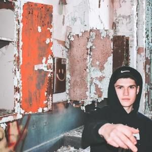 Meet your Posher, Nicholas